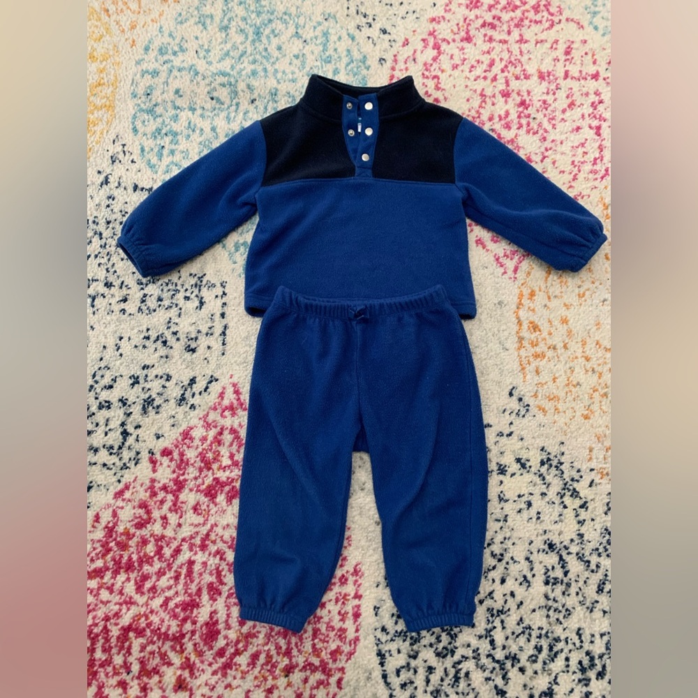 Old Navy Outfit Size 18-24 Months